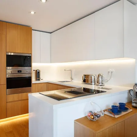 Luxurious With Balcony In The Parque Eduardo Vii Region Lisbon
