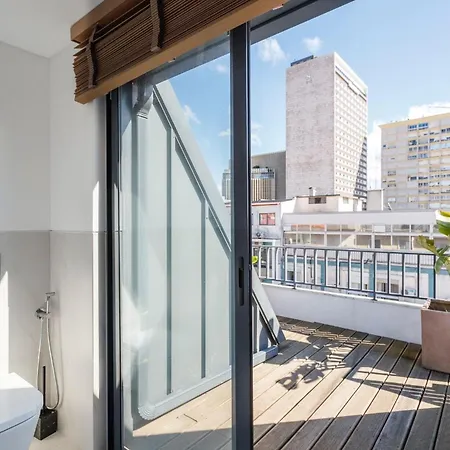 Daire Luxurious With Balcony In The Parque Eduardo Vii Region *